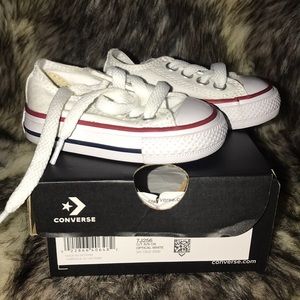 Infant converse sz 2
